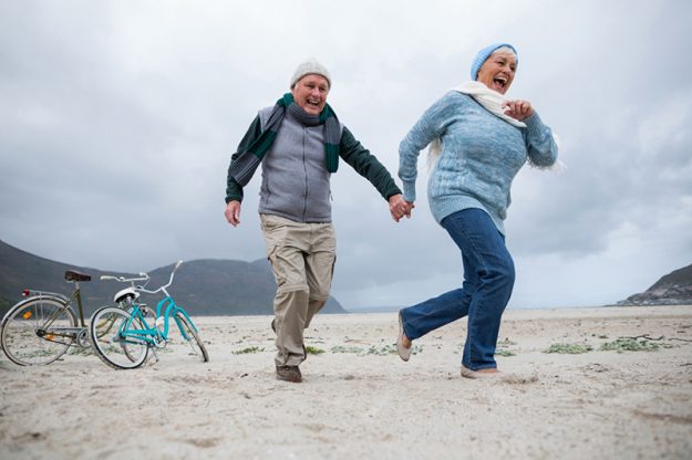 reuma, artrose, gewrichten, spieren, pezen, ontsteking, ontstekingen, pijn, spierpijn, gewrichtspijn, weer, weersomstandigheden, koud, koud weer, nat, nat weer, regen, vriezen, vochtig, vochtigheid, luchtvochtigheid, chronisch, chronische pijn, pijnklachten, klachten, wind, lage luchtdruk, thermo kleding, warmte balsem, kruik, kersenpit, kersenpit kussen, pittenkussen, warm, voeding, gezond, overgewicht, bewegen, beweging, app, Join2Move